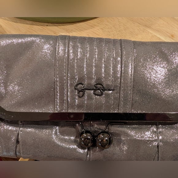 Jessica Simpson Fold Over Kisslock Silver Clutch Crossbody Bag - Picture 1 of 11